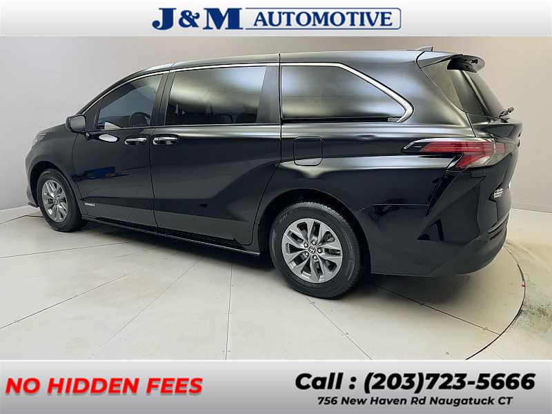 2021 Toyota Sienna XLE, available for sale in Naugatuck, Connecticut | J&M Automotive Sls&Svc LLC. Naugatuck, Connecticut 2021 Toyota Sienna XLE, available for sale in Naugatuck, Connecticut | J&M Automotive Sls&Svc LLC. Naugatuck, Connecticut