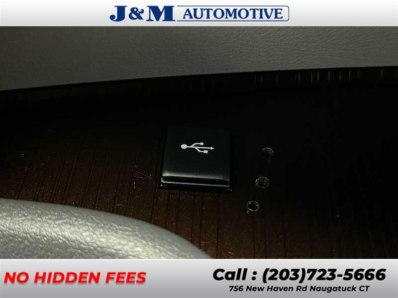 2021 Toyota Sienna XLE, available for sale in Naugatuck, Connecticut | J&M Automotive Sls&Svc LLC. Naugatuck, Connecticut 2021 Toyota Sienna XLE, available for sale in Naugatuck, Connecticut | J&M Automotive Sls&Svc LLC. Naugatuck, Connecticut