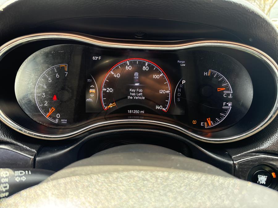 2014 Jeep Grand Cherokee 4WD 4dr Limited, available for sale in Worcester, Massachusetts | Worcester Auto Outlet LLC. Worcester, Massachusetts 2014 Jeep Grand Cherokee 4WD 4dr Limited, available for sale in Worcester, Massachusetts | Worcester Auto Outlet LLC. Worcester, Massachusetts