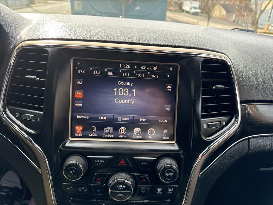 2014 Jeep Grand Cherokee 4WD 4dr Limited, available for sale in Worcester, Massachusetts | Worcester Auto Outlet LLC. Worcester, Massachusetts 2014 Jeep Grand Cherokee 4WD 4dr Limited, available for sale in Worcester, Massachusetts | Worcester Auto Outlet LLC. Worcester, Massachusetts