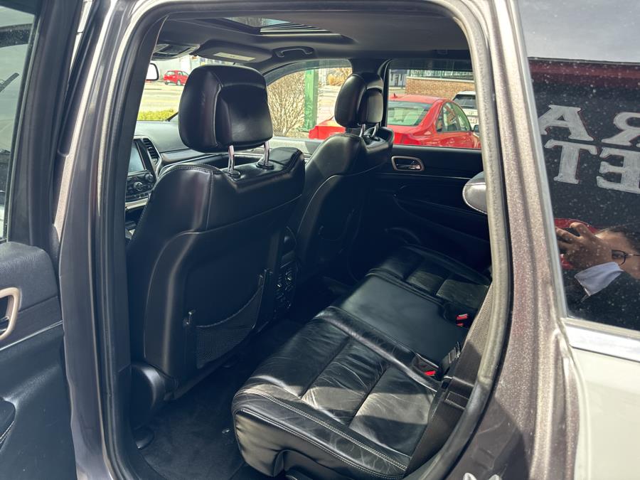 2014 Jeep Grand Cherokee 4WD 4dr Limited, available for sale in Worcester, Massachusetts | Worcester Auto Outlet LLC. Worcester, Massachusetts 2014 Jeep Grand Cherokee 4WD 4dr Limited, available for sale in Worcester, Massachusetts | Worcester Auto Outlet LLC. Worcester, Massachusetts