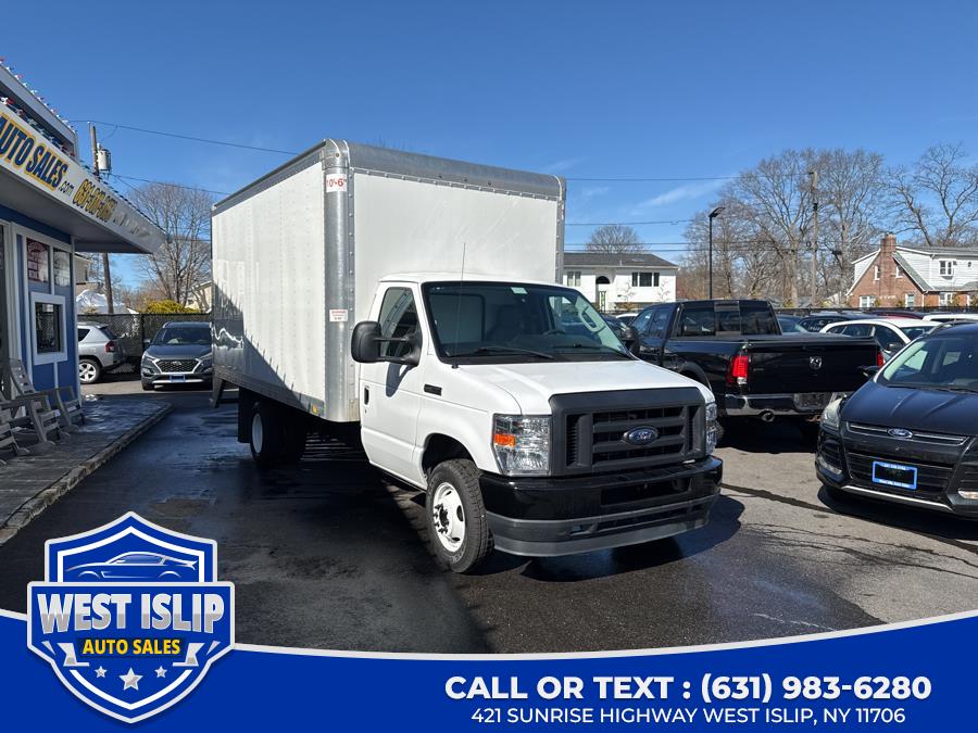 2022 Ford E-Series Cutaway E-350 DRW 158" WB, available for sale in West Islip, New York | West Islip Auto Sales. West Islip, New York 2022 Ford E-Series Cutaway E-350 DRW 158" WB, available for sale in West Islip, New York | West Islip Auto Sales. West Islip, New York