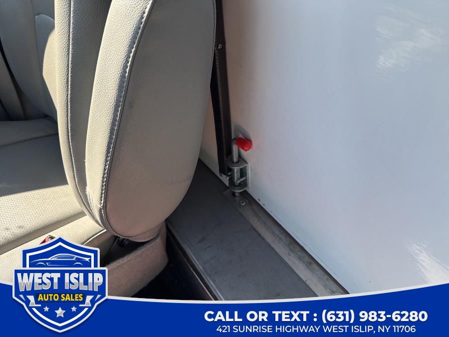2022 Ford E-Series Cutaway E-350 DRW 158" WB, available for sale in West Islip, New York | West Islip Auto Sales. West Islip, New York 2022 Ford E-Series Cutaway E-350 DRW 158" WB, available for sale in West Islip, New York | West Islip Auto Sales. West Islip, New York