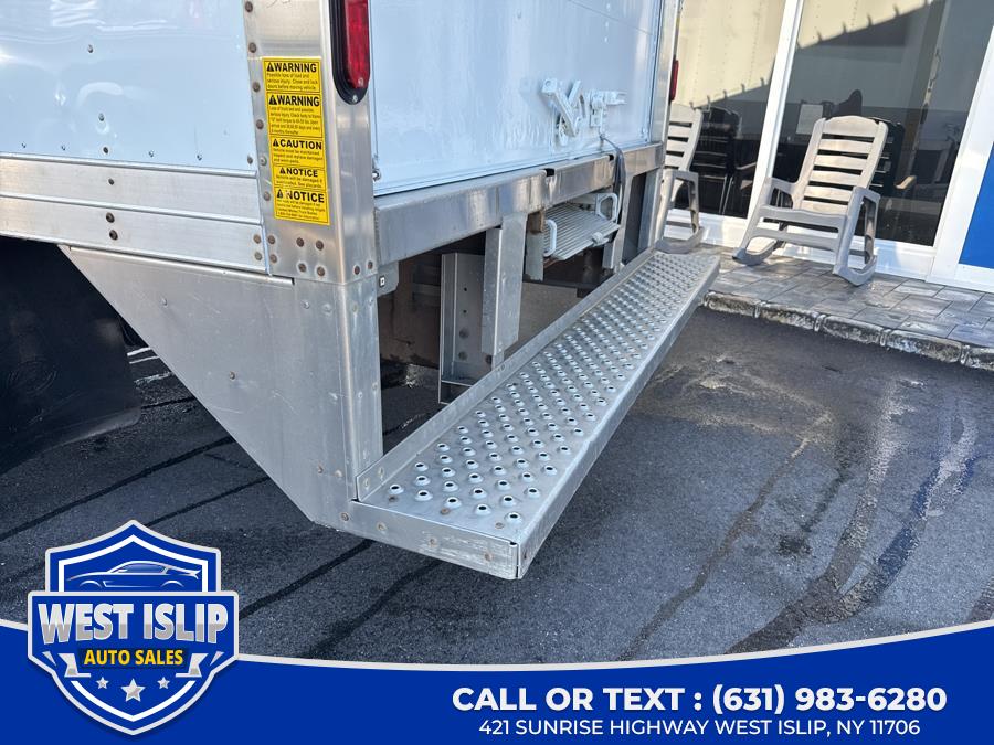 2022 Ford E-Series Cutaway E-350 DRW 158" WB, available for sale in West Islip, New York | West Islip Auto Sales. West Islip, New York 2022 Ford E-Series Cutaway E-350 DRW 158" WB, available for sale in West Islip, New York | West Islip Auto Sales. West Islip, New York