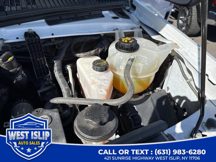 2022 Ford E-Series Cutaway E-350 DRW 158" WB, available for sale in West Islip, New York | West Islip Auto Sales. West Islip, New York 2022 Ford E-Series Cutaway E-350 DRW 158" WB, available for sale in West Islip, New York | West Islip Auto Sales. West Islip, New York