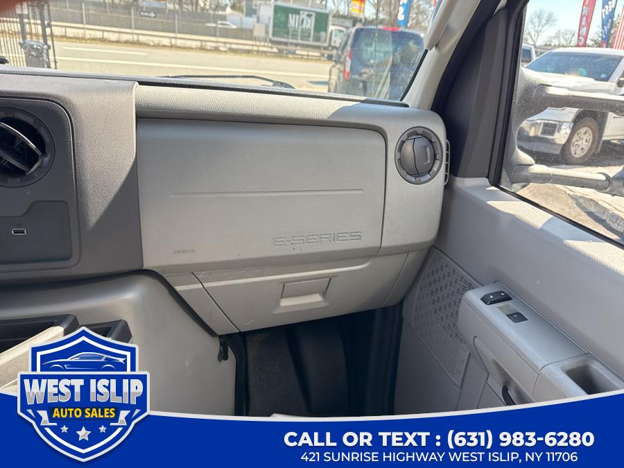 2022 Ford E-Series Cutaway E-350 DRW 158" WB, available for sale in West Islip, New York | West Islip Auto Sales. West Islip, New York 2022 Ford E-Series Cutaway E-350 DRW 158" WB, available for sale in West Islip, New York | West Islip Auto Sales. West Islip, New York