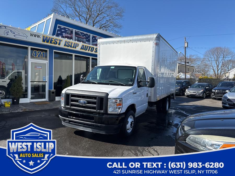 2022 Ford E-Series Cutaway E-350 DRW 158" WB, available for sale in West Islip, New York | West Islip Auto Sales. West Islip, New York 2022 Ford E-Series Cutaway E-350 DRW 158" WB, available for sale in West Islip, New York | West Islip Auto Sales. West Islip, New York