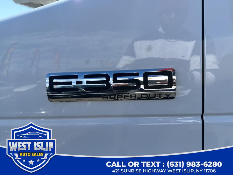 2022 Ford E-Series Cutaway E-350 DRW 158" WB, available for sale in West Islip, New York | West Islip Auto Sales. West Islip, New York 2022 Ford E-Series Cutaway E-350 DRW 158" WB, available for sale in West Islip, New York | West Islip Auto Sales. West Islip, New York