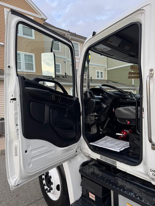 2020 HINO 268A 26 FT SMYRNA BOX WITH MAXON LIFTGATE, available for sale in Paterson, New Jersey | Speedway Motors LLC. Paterson, New Jersey 2020 HINO 268A 26 FT SMYRNA BOX WITH MAXON LIFTGATE, available for sale in Paterson, New Jersey | Speedway Motors LLC. Paterson, New Jersey