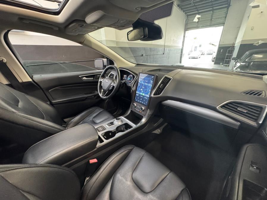2021 Ford Edge Titanium AWD, available for sale in North Miami, Florida | Bal Harbour Motor Group. North Miami, Florida 2021 Ford Edge Titanium AWD, available for sale in North Miami, Florida | Bal Harbour Motor Group. North Miami, Florida
