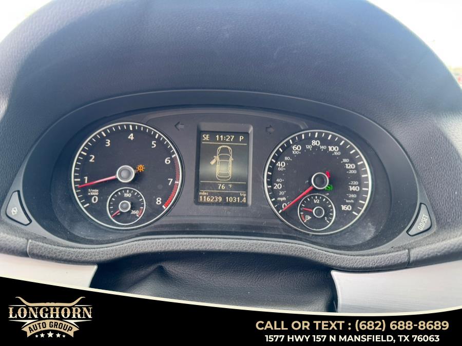 2012 Volkswagen Passat 4dr Sdn 2.5L Auto SE w/Sunroof & Nav PZEV, available for sale in Mansfield, Texas | Longhorn Auto Group. Mansfield, Texas 2012 Volkswagen Passat 4dr Sdn 2.5L Auto SE w/Sunroof & Nav PZEV, available for sale in Mansfield, Texas | Longhorn Auto Group. Mansfield, Texas