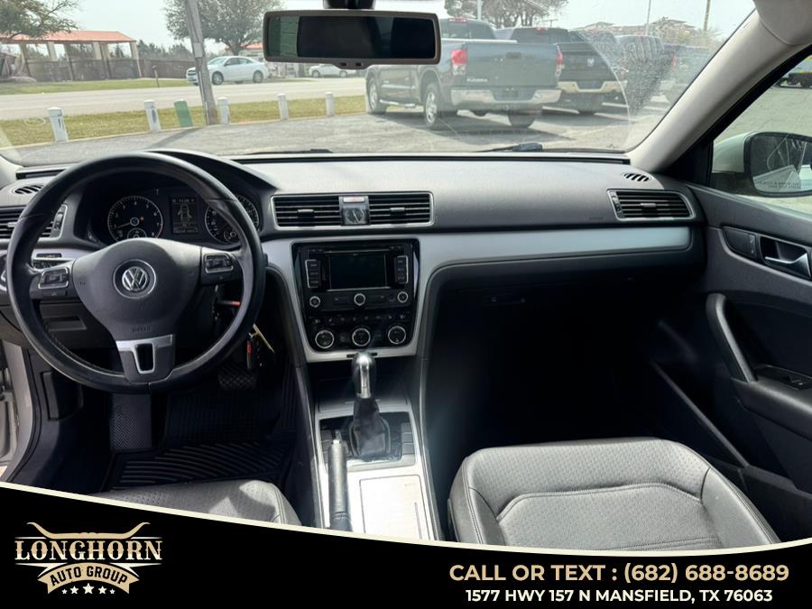 2012 Volkswagen Passat 4dr Sdn 2.5L Auto SE w/Sunroof & Nav PZEV, available for sale in Mansfield, Texas | Longhorn Auto Group. Mansfield, Texas 2012 Volkswagen Passat 4dr Sdn 2.5L Auto SE w/Sunroof & Nav PZEV, available for sale in Mansfield, Texas | Longhorn Auto Group. Mansfield, Texas