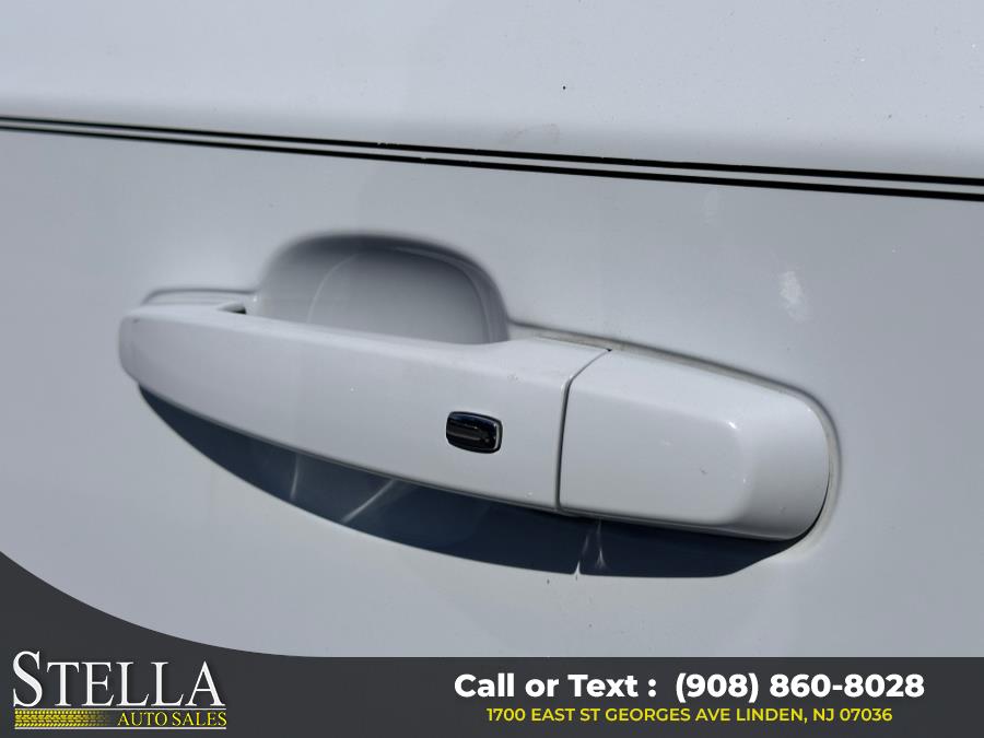2018 Chevrolet Traverse AWD 4dr LT Cloth w/1LT, available for sale in Linden, New Jersey | Stella Auto Sales. Linden, New Jersey 2018 Chevrolet Traverse AWD 4dr LT Cloth w/1LT, available for sale in Linden, New Jersey | Stella Auto Sales. Linden, New Jersey