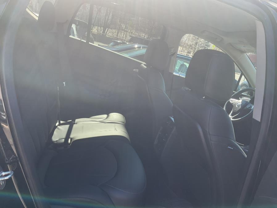 2020 Buick Envision AWD 4dr Premium II, available for sale in Waterbury, Connecticut | Jim Juliani Motors. Waterbury, Connecticut 2020 Buick Envision AWD 4dr Premium II, available for sale in Waterbury, Connecticut | Jim Juliani Motors. Waterbury, Connecticut