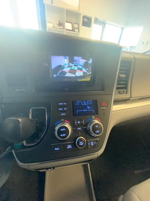 2015 Toyota Sienna 5dr 7-Pass Van LE AWD (Natl), available for sale in Hartford, Connecticut | Franklin Motors Auto Sales LLC. Hartford, Connecticut 2015 Toyota Sienna 5dr 7-Pass Van LE AWD (Natl), available for sale in Hartford, Connecticut | Franklin Motors Auto Sales LLC. Hartford, Connecticut