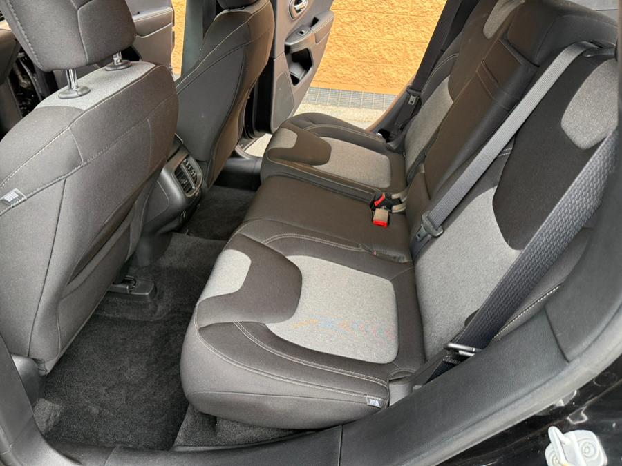 2014 Jeep Cherokee 4WD 4dr Latitude, available for sale in Revere, Massachusetts | Wonderland Auto. Revere, Massachusetts 2014 Jeep Cherokee 4WD 4dr Latitude, available for sale in Revere, Massachusetts | Wonderland Auto. Revere, Massachusetts