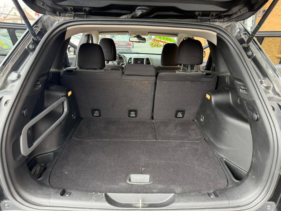 2014 Jeep Cherokee 4WD 4dr Latitude, available for sale in Revere, Massachusetts | Wonderland Auto. Revere, Massachusetts 2014 Jeep Cherokee 4WD 4dr Latitude, available for sale in Revere, Massachusetts | Wonderland Auto. Revere, Massachusetts