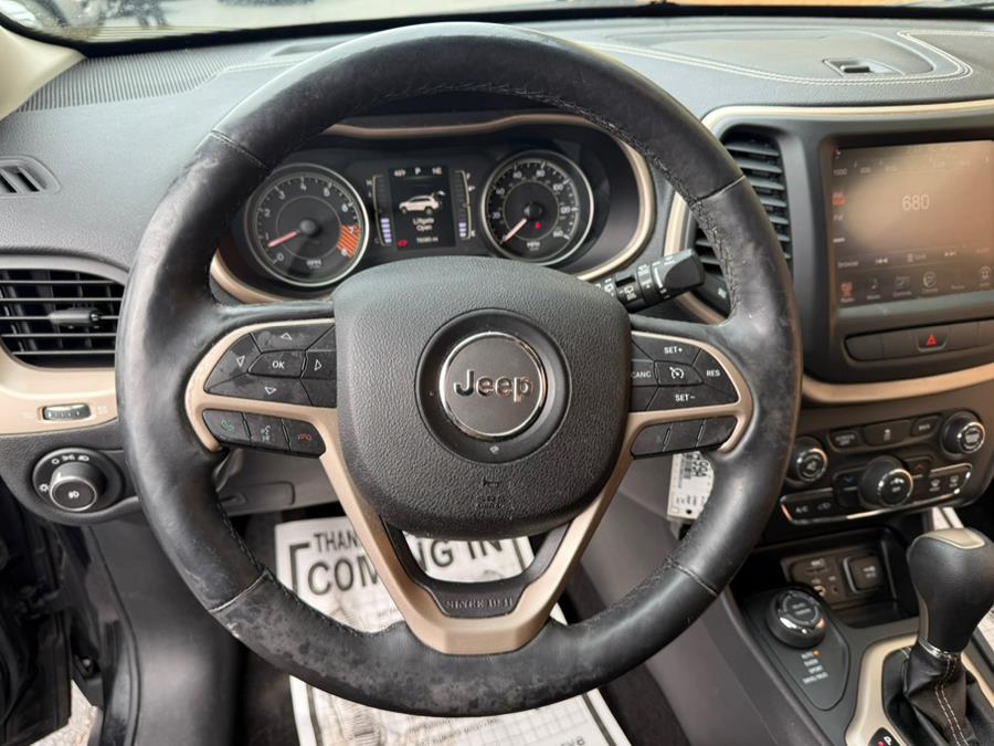 2014 Jeep Cherokee 4WD 4dr Latitude, available for sale in Revere, Massachusetts | Wonderland Auto. Revere, Massachusetts 2014 Jeep Cherokee 4WD 4dr Latitude, available for sale in Revere, Massachusetts | Wonderland Auto. Revere, Massachusetts