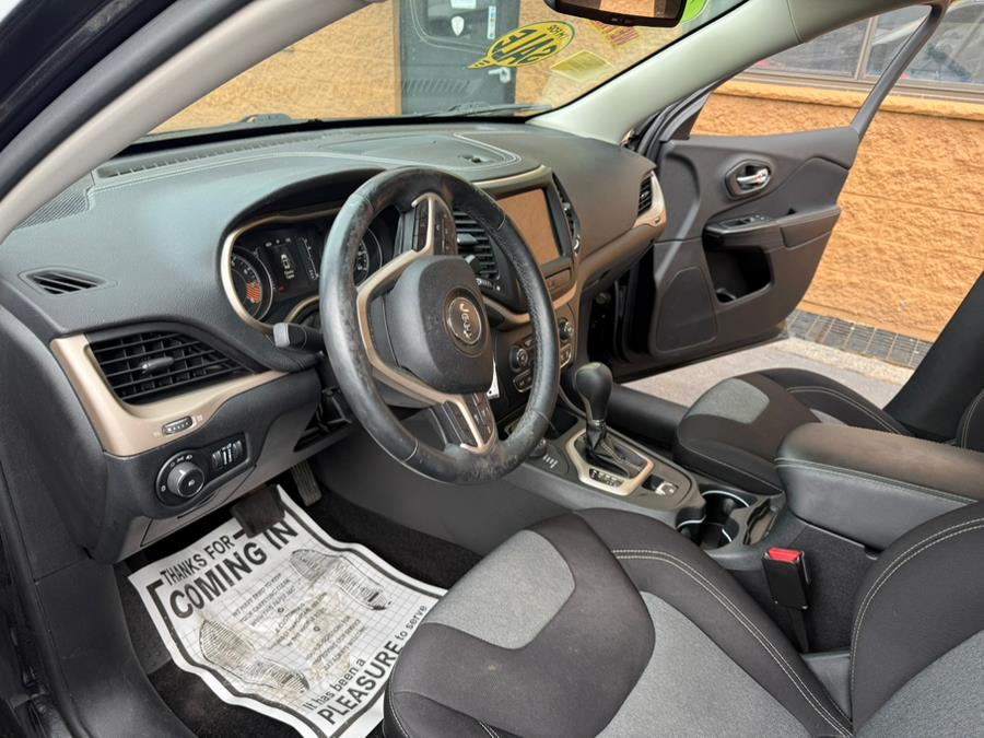 2014 Jeep Cherokee 4WD 4dr Latitude, available for sale in Revere, Massachusetts | Wonderland Auto. Revere, Massachusetts 2014 Jeep Cherokee 4WD 4dr Latitude, available for sale in Revere, Massachusetts | Wonderland Auto. Revere, Massachusetts