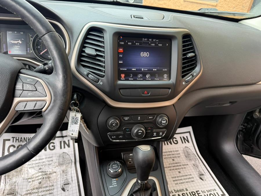 2014 Jeep Cherokee 4WD 4dr Latitude, available for sale in Revere, Massachusetts | Wonderland Auto. Revere, Massachusetts 2014 Jeep Cherokee 4WD 4dr Latitude, available for sale in Revere, Massachusetts | Wonderland Auto. Revere, Massachusetts