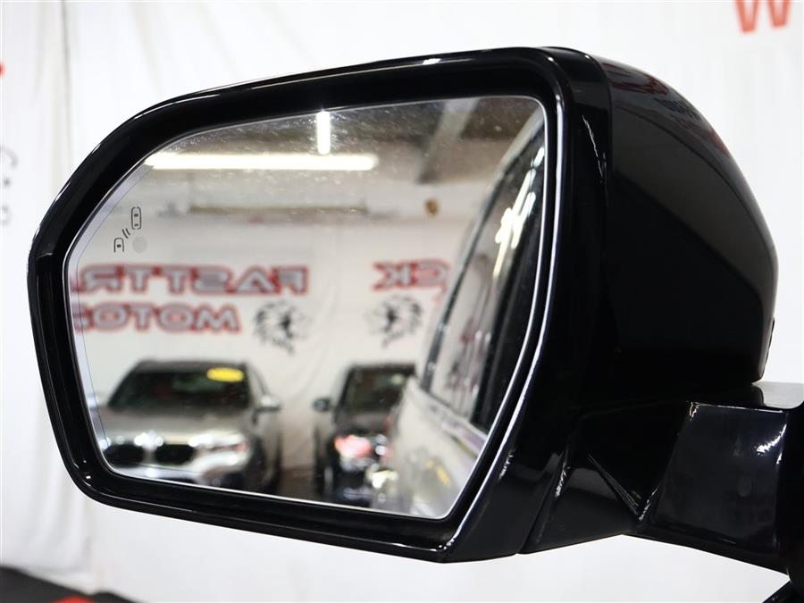 2019 Lincoln Navigator RESERVE, available for sale in Paterson, New Jersey | Fast Track Motors. Paterson, New Jersey 2019 Lincoln Navigator RESERVE, available for sale in Paterson, New Jersey | Fast Track Motors. Paterson, New Jersey