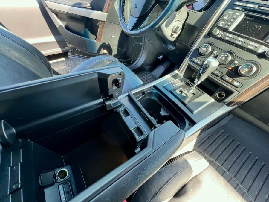 2012 Mazda CX-9 AWD 4dr Grand Touring, available for sale in Wallingford, Connecticut | Wallingford Auto Center LLC. Wallingford, Connecticut 2012 Mazda CX-9 AWD 4dr Grand Touring, available for sale in Wallingford, Connecticut | Wallingford Auto Center LLC. Wallingford, Connecticut