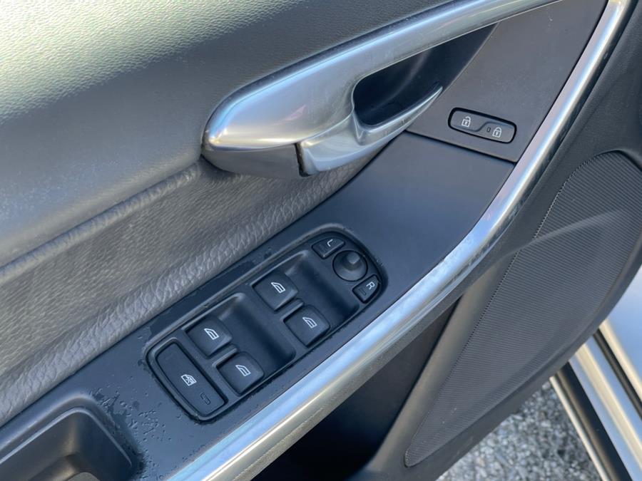 2012 Volvo S60 FWD 4dr Sdn T5, available for sale in Irvington , New Jersey | Auto Haus of Irvington Corp. Irvington , New Jersey 2012 Volvo S60 FWD 4dr Sdn T5, available for sale in Irvington , New Jersey | Auto Haus of Irvington Corp. Irvington , New Jersey