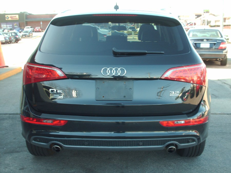 2012 Audi Q5 quattro 4dr 3.2L Premium Plus, available for sale in Warwick, Rhode Island | Premier Automotive Sales. Warwick, Rhode Island 2012 Audi Q5 quattro 4dr 3.2L Premium Plus, available for sale in Warwick, Rhode Island | Premier Automotive Sales. Warwick, Rhode Island