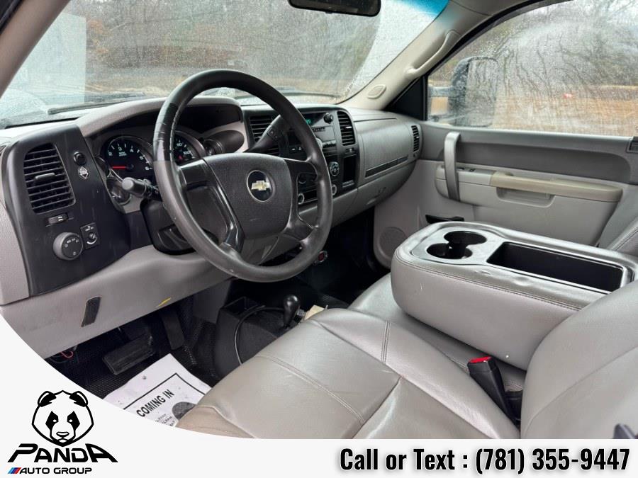2010 Chevrolet Silverado 3500HD 4WD Reg Cab 137.0" WB, 59.9" CA WT, available for sale in Abington, Massachusetts | Panda Auto Group. Abington, Massachusetts 2010 Chevrolet Silverado 3500HD 4WD Reg Cab 137.0" WB, 59.9" CA WT, available for sale in Abington, Massachusetts | Panda Auto Group. Abington, Massachusetts