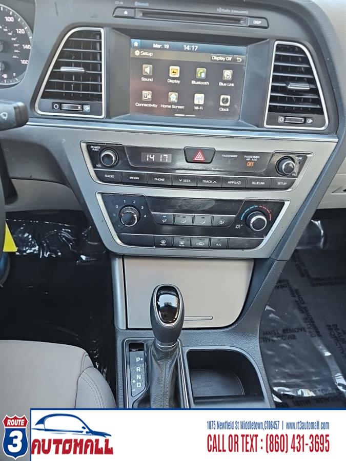 2017 Hyundai Sonata SE 2.4L PZEV, available for sale in Middletown, Connecticut | RT 3 AUTO MALL LLC. Middletown, Connecticut 2017 Hyundai Sonata SE 2.4L PZEV, available for sale in Middletown, Connecticut | RT 3 AUTO MALL LLC. Middletown, Connecticut