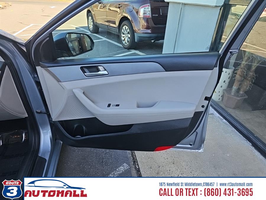 2017 Hyundai Sonata SE 2.4L PZEV, available for sale in Middletown, Connecticut | RT 3 AUTO MALL LLC. Middletown, Connecticut 2017 Hyundai Sonata SE 2.4L PZEV, available for sale in Middletown, Connecticut | RT 3 AUTO MALL LLC. Middletown, Connecticut