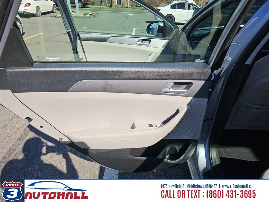 2017 Hyundai Sonata SE 2.4L PZEV, available for sale in Middletown, Connecticut | RT 3 AUTO MALL LLC. Middletown, Connecticut 2017 Hyundai Sonata SE 2.4L PZEV, available for sale in Middletown, Connecticut | RT 3 AUTO MALL LLC. Middletown, Connecticut