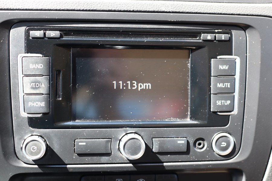 2012 Volkswagen Jetta Sedan 4dr Auto SEL w/Sunroof, available for sale in Jamaica, New York | Hillside Auto Mall Inc.. Jamaica, New York 2012 Volkswagen Jetta Sedan 4dr Auto SEL w/Sunroof, available for sale in Jamaica, New York | Hillside Auto Mall Inc.. Jamaica, New York