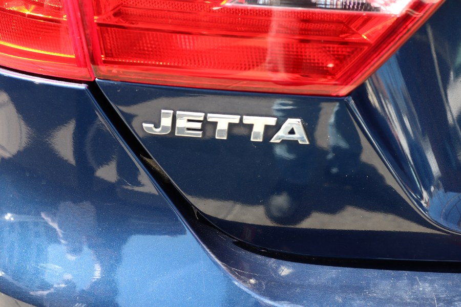 2012 Volkswagen Jetta Sedan 4dr Auto SEL w/Sunroof, available for sale in Jamaica, New York | Hillside Auto Mall Inc.. Jamaica, New York 2012 Volkswagen Jetta Sedan 4dr Auto SEL w/Sunroof, available for sale in Jamaica, New York | Hillside Auto Mall Inc.. Jamaica, New York