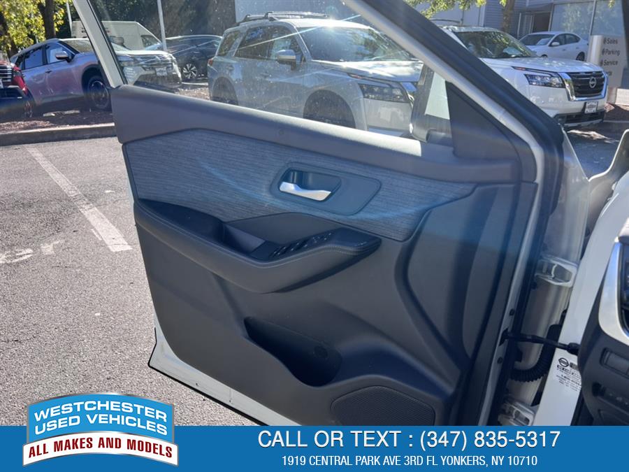 2021 Nissan Rogue SV, available for sale in Yonkers, New York | Apex Westchester Used Vehicles. Yonkers, New York 2021 Nissan Rogue SV, available for sale in Yonkers, New York | Apex Westchester Used Vehicles. Yonkers, New York
