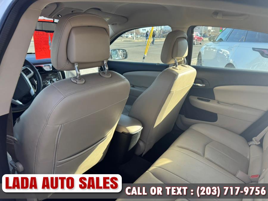2014 Chrysler 200 4dr Sdn Limited, available for sale in Bridgeport, Connecticut | Lada Auto Sales. Bridgeport, Connecticut 2014 Chrysler 200 4dr Sdn Limited, available for sale in Bridgeport, Connecticut | Lada Auto Sales. Bridgeport, Connecticut