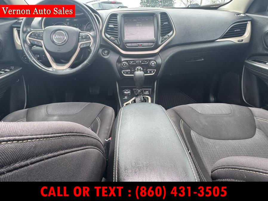 2015 Jeep Cherokee 4WD 4dr Latitude, available for sale in Manchester, Connecticut | Vernon Auto Sale & Service. Manchester, Connecticut 2015 Jeep Cherokee 4WD 4dr Latitude, available for sale in Manchester, Connecticut | Vernon Auto Sale & Service. Manchester, Connecticut