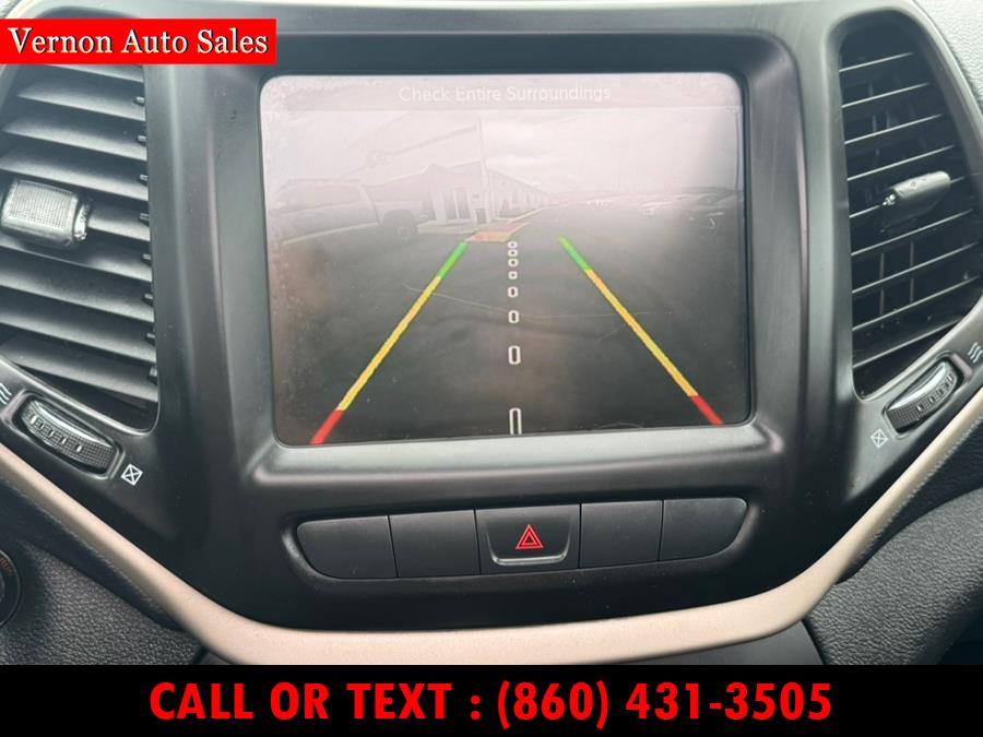 2015 Jeep Cherokee 4WD 4dr Latitude, available for sale in Manchester, Connecticut | Vernon Auto Sale & Service. Manchester, Connecticut 2015 Jeep Cherokee 4WD 4dr Latitude, available for sale in Manchester, Connecticut | Vernon Auto Sale & Service. Manchester, Connecticut