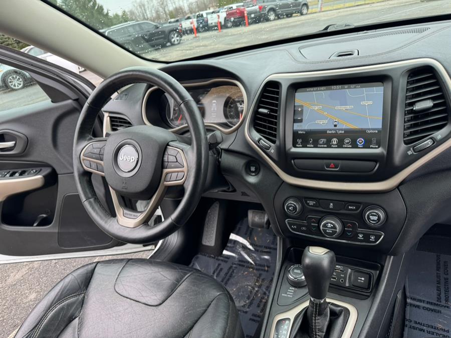 2017 Jeep Cherokee HIGH ALTITUDE 4X4, available for sale in Berlin, Connecticut | Tru Auto Mall. Berlin, Connecticut 2017 Jeep Cherokee HIGH ALTITUDE 4X4, available for sale in Berlin, Connecticut | Tru Auto Mall. Berlin, Connecticut