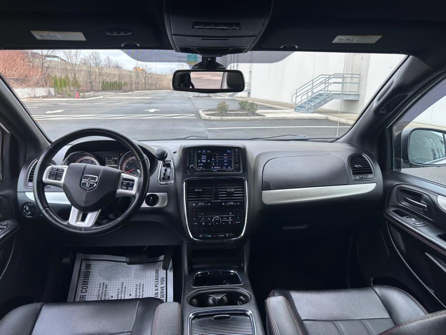 2018 Dodge Grand Caravan GT Wagon, available for sale in Garfield, New Jersey | Mikes Auto Sales LLC. Garfield, New Jersey 2018 Dodge Grand Caravan GT Wagon, available for sale in Garfield, New Jersey | Mikes Auto Sales LLC. Garfield, New Jersey