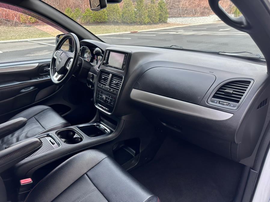 2018 Dodge Grand Caravan GT Wagon, available for sale in Garfield, New Jersey | Mikes Auto Sales LLC. Garfield, New Jersey 2018 Dodge Grand Caravan GT Wagon, available for sale in Garfield, New Jersey | Mikes Auto Sales LLC. Garfield, New Jersey