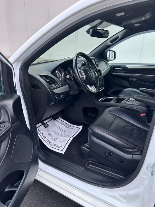 2018 Dodge Grand Caravan GT Wagon, available for sale in Garfield, New Jersey | Mikes Auto Sales LLC. Garfield, New Jersey 2018 Dodge Grand Caravan GT Wagon, available for sale in Garfield, New Jersey | Mikes Auto Sales LLC. Garfield, New Jersey