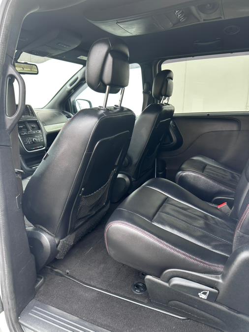 2018 Dodge Grand Caravan GT Wagon, available for sale in Garfield, New Jersey | Mikes Auto Sales LLC. Garfield, New Jersey 2018 Dodge Grand Caravan GT Wagon, available for sale in Garfield, New Jersey | Mikes Auto Sales LLC. Garfield, New Jersey