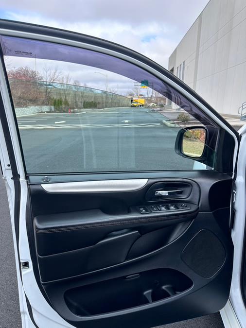 2018 Dodge Grand Caravan GT Wagon, available for sale in Garfield, New Jersey | Mikes Auto Sales LLC. Garfield, New Jersey 2018 Dodge Grand Caravan GT Wagon, available for sale in Garfield, New Jersey | Mikes Auto Sales LLC. Garfield, New Jersey