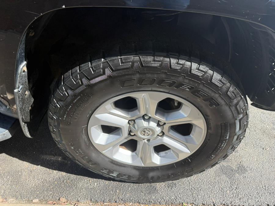 2014 Toyota 4Runner 4WD 4dr V6 SR5 (Natl), available for sale in East Windsor, Connecticut | Century Auto And Truck. East Windsor, Connecticut 2014 Toyota 4Runner 4WD 4dr V6 SR5 (Natl), available for sale in East Windsor, Connecticut | Century Auto And Truck. East Windsor, Connecticut