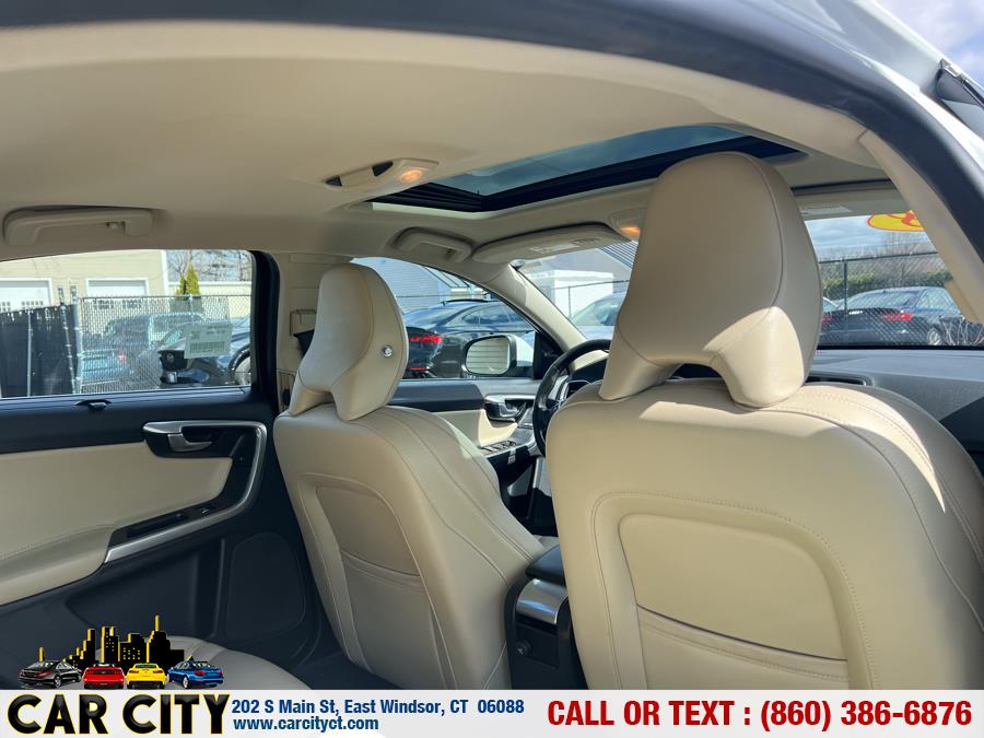 2018 Volvo S60 T5 AWD Inscription Platinum, available for sale in East Windsor, Connecticut | Car City LLC. East Windsor, Connecticut 2018 Volvo S60 T5 AWD Inscription Platinum, available for sale in East Windsor, Connecticut | Car City LLC. East Windsor, Connecticut