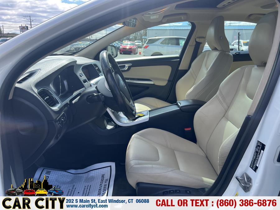 2018 Volvo S60 T5 AWD Inscription Platinum, available for sale in East Windsor, Connecticut | Car City LLC. East Windsor, Connecticut 2018 Volvo S60 T5 AWD Inscription Platinum, available for sale in East Windsor, Connecticut | Car City LLC. East Windsor, Connecticut