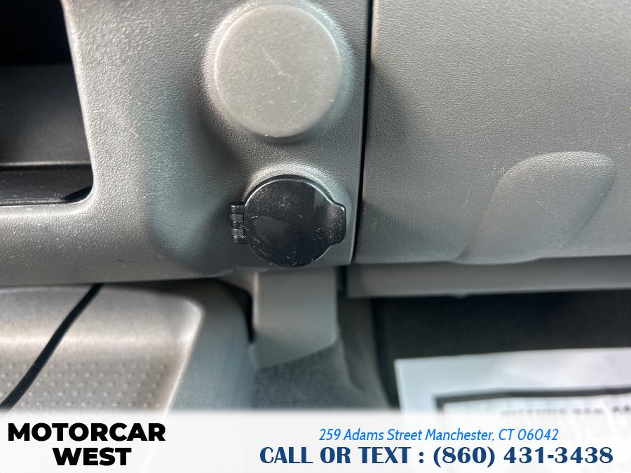 2008 Nissan Frontier 2WD Crew Cab SWB Auto SE, available for sale in Manchester, Connecticut | Motorcar West. Manchester, Connecticut 2008 Nissan Frontier 2WD Crew Cab SWB Auto SE, available for sale in Manchester, Connecticut | Motorcar West. Manchester, Connecticut