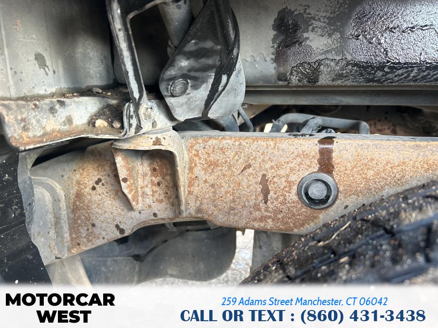 2008 Nissan Frontier 2WD Crew Cab SWB Auto SE, available for sale in Manchester, Connecticut | Motorcar West. Manchester, Connecticut 2008 Nissan Frontier 2WD Crew Cab SWB Auto SE, available for sale in Manchester, Connecticut | Motorcar West. Manchester, Connecticut
