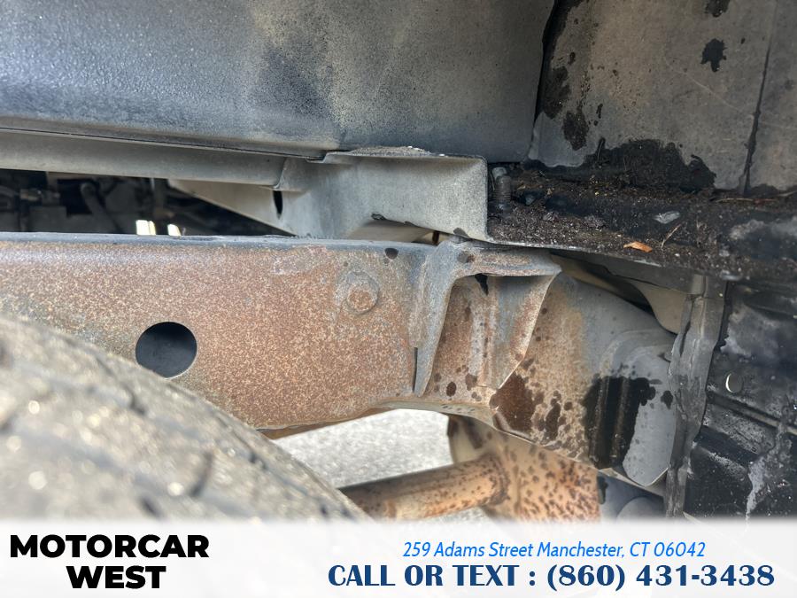 2008 Nissan Frontier 2WD Crew Cab SWB Auto SE, available for sale in Manchester, Connecticut | Motorcar West. Manchester, Connecticut 2008 Nissan Frontier 2WD Crew Cab SWB Auto SE, available for sale in Manchester, Connecticut | Motorcar West. Manchester, Connecticut